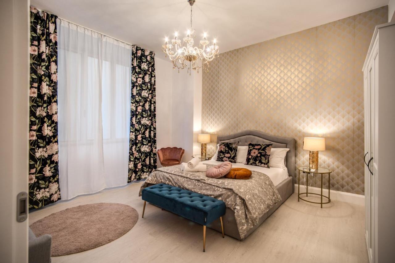 Aweshomeitaly - White Mirrors Apartment Pisa Eksteriør bilde